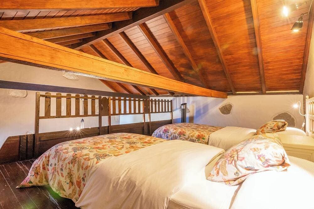 Foto 7 von 28: Ferienhaus mit Gemeinschaftspool in Fontanales