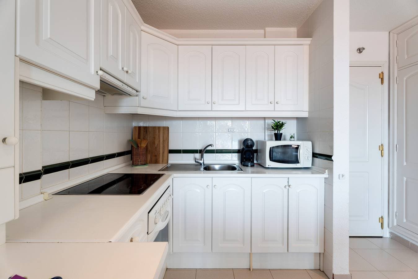Foto 7 von 22: Appartement 'Balcón del Mar – Suite 353' mit Südterrasse und direktem Meerblick