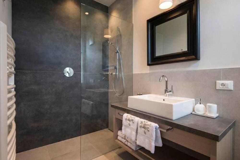 Foto 9 von 27: Luxusvilla am Gardasee mit privatem Badesteg