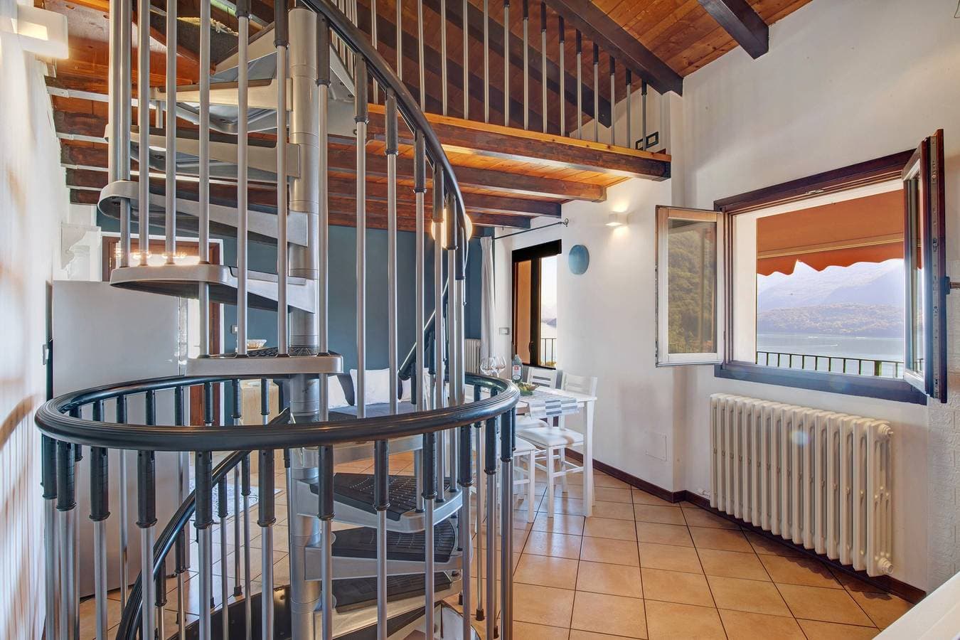 Foto 6 von 20: Ferienwohnung im schönen Weingut 'Crotto Palma' mit Seeblick und WLAN