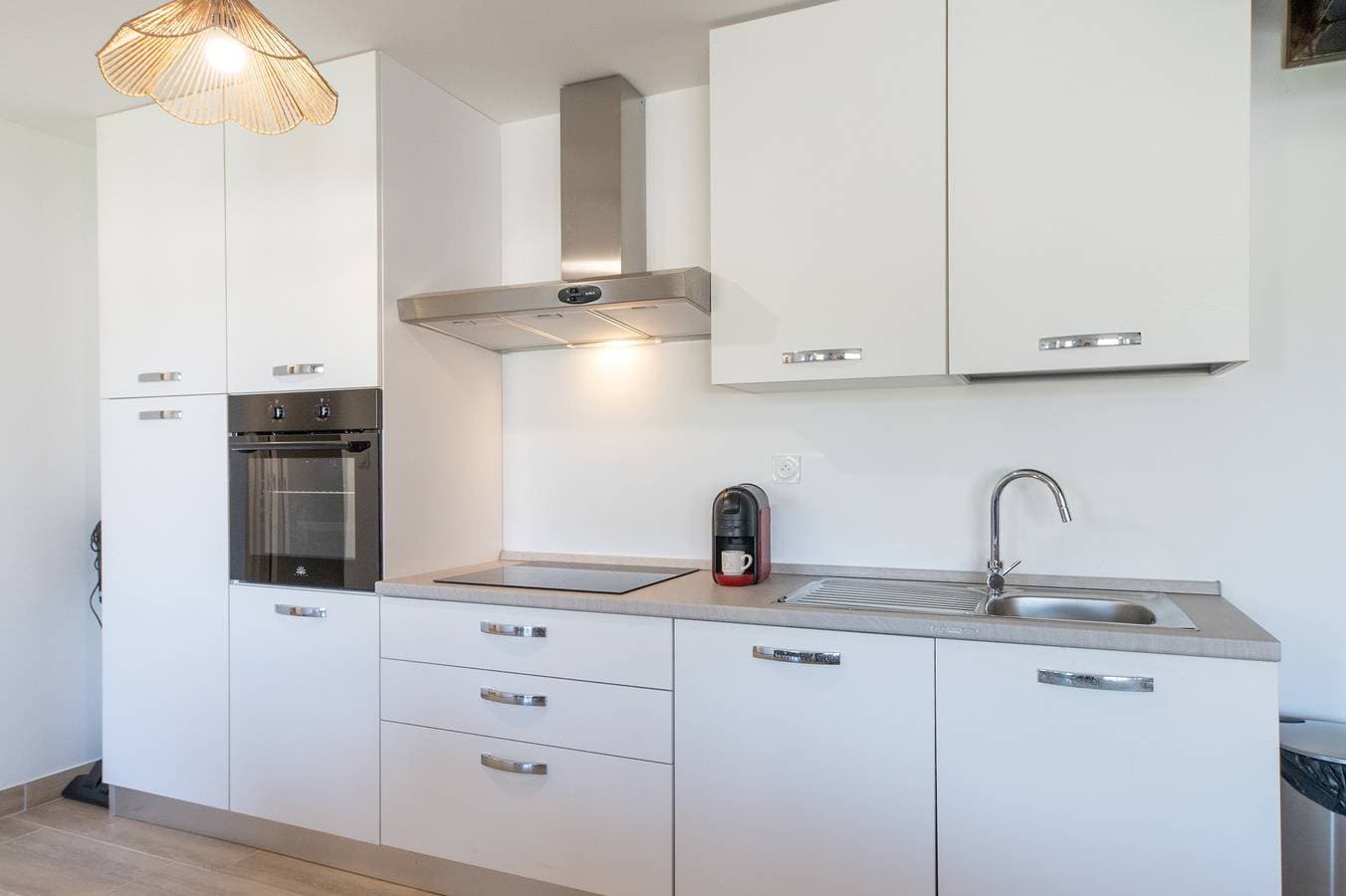 Foto 4 von 33: Apartment „La Dolce Vita 8 - Le Cedrat“ mit Meerblick, WLAN und Klimaanlage