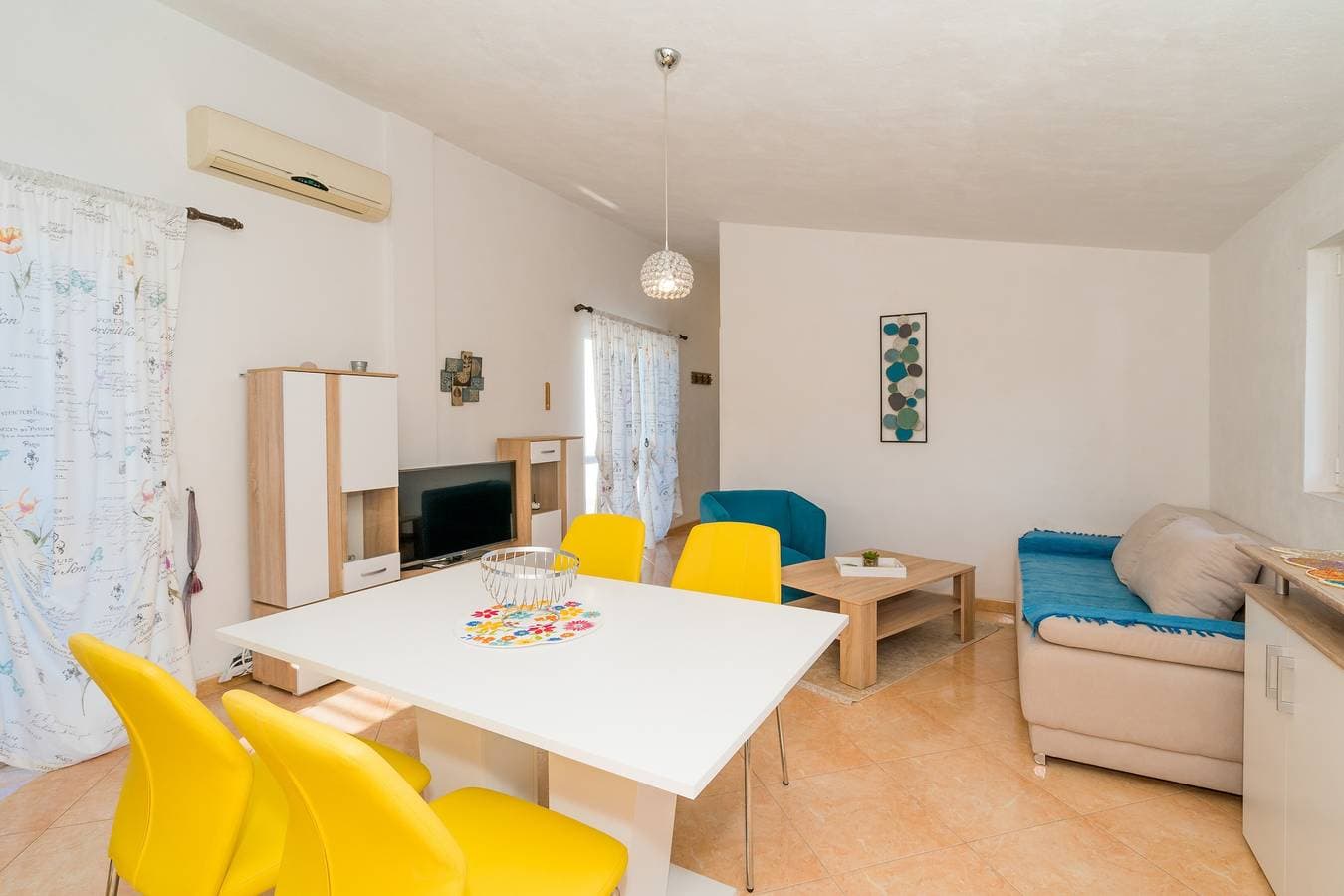 Foto 7 von 24: 1-Zimmer-Ferienwohnung mit Terrasse und Meerblick Necujam, Solta A-16729-a