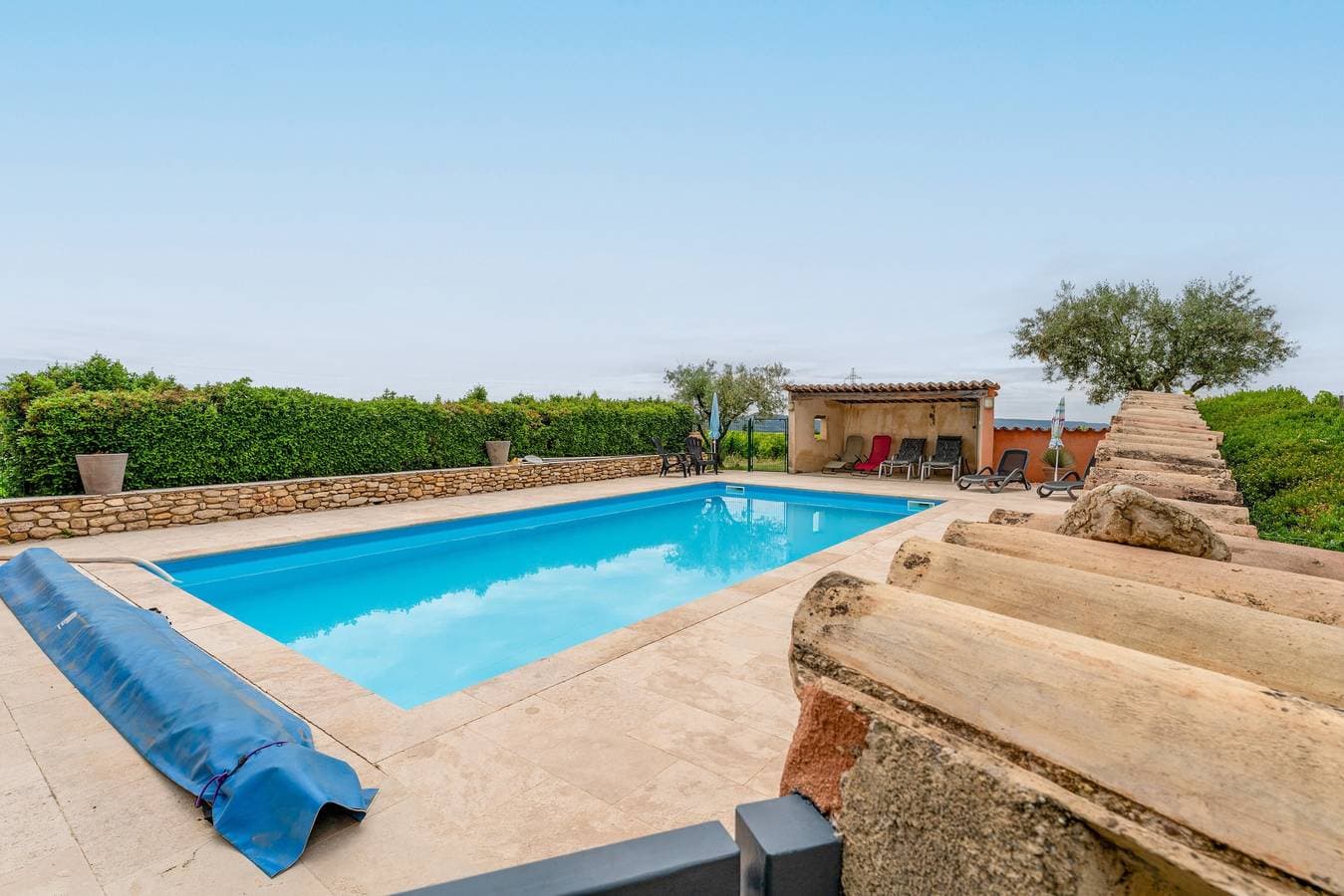 Foto 2 von 22: Gîte Apivita – Ferienhaus mit Pool inmitten von Weinbergen bei Nyons