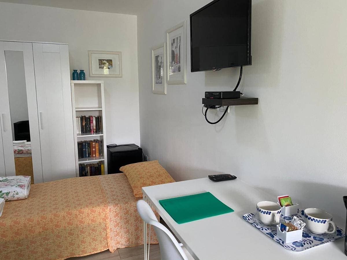Foto 4 von 15: Economy Double Room