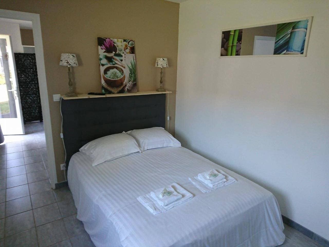 Foto 4 von 10: Double Room