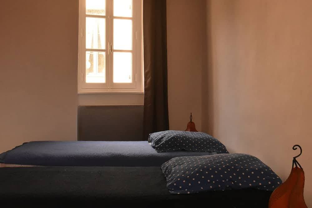 Foto 4 von 30: Maison de Campagne Avec Grand Jardin - Beaucoup de Cachet
