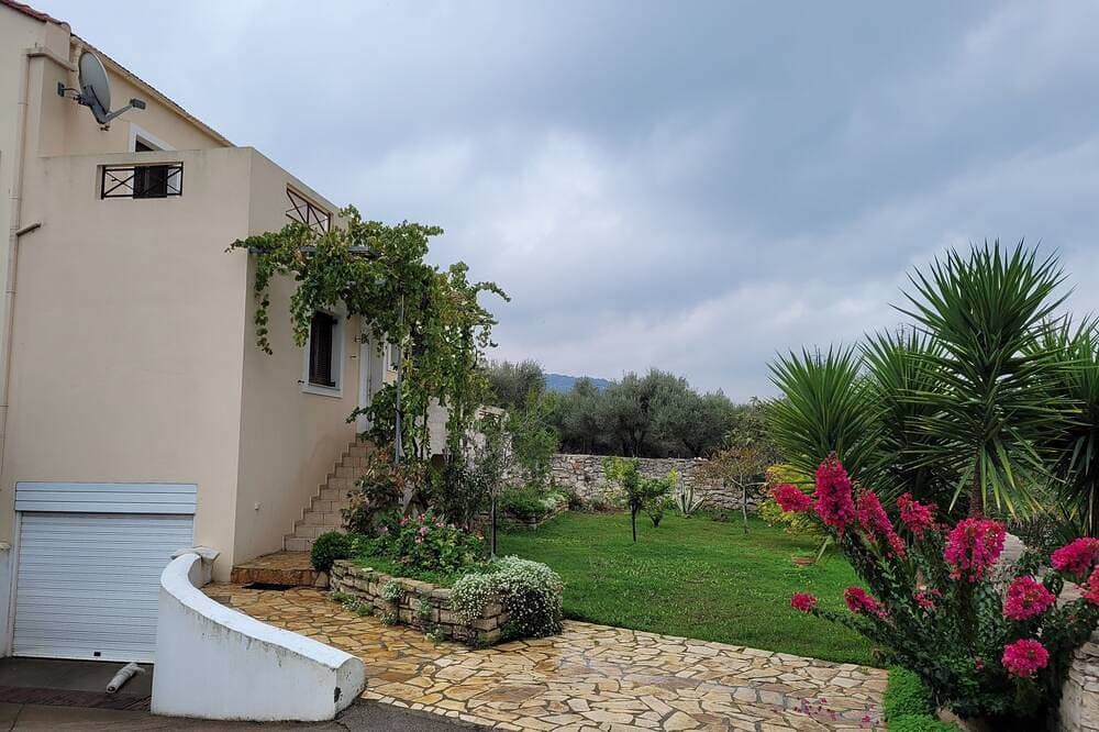 Foto 12 von 27: Villa with stunning views of the 'White Mountains'