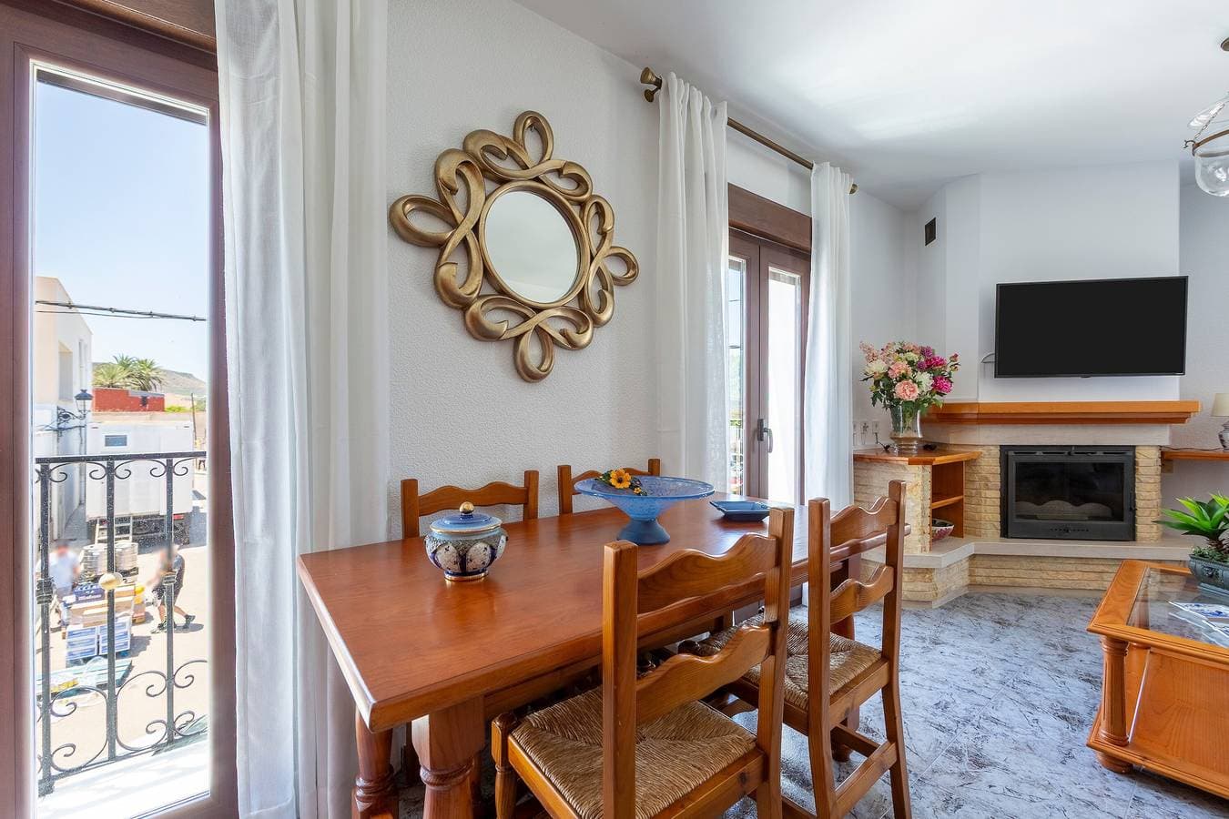 Foto 5 von 32: Villa „Cruz“ mit privater Terrasse, Balkon und Klimaanlage