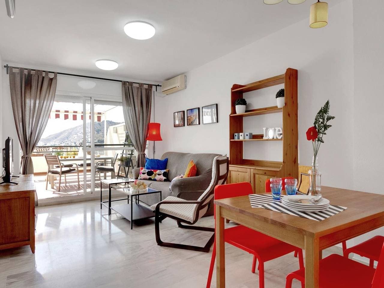 Foto 8 von 24: Ferienwohnung für 4 Personen mit Meerblick