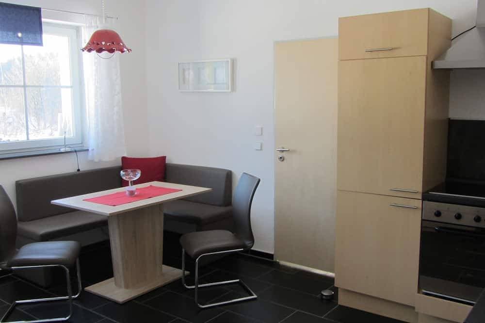 Foto 1 von 10: Fewo 3 - Ferienwohnug am Alten Forsthaus