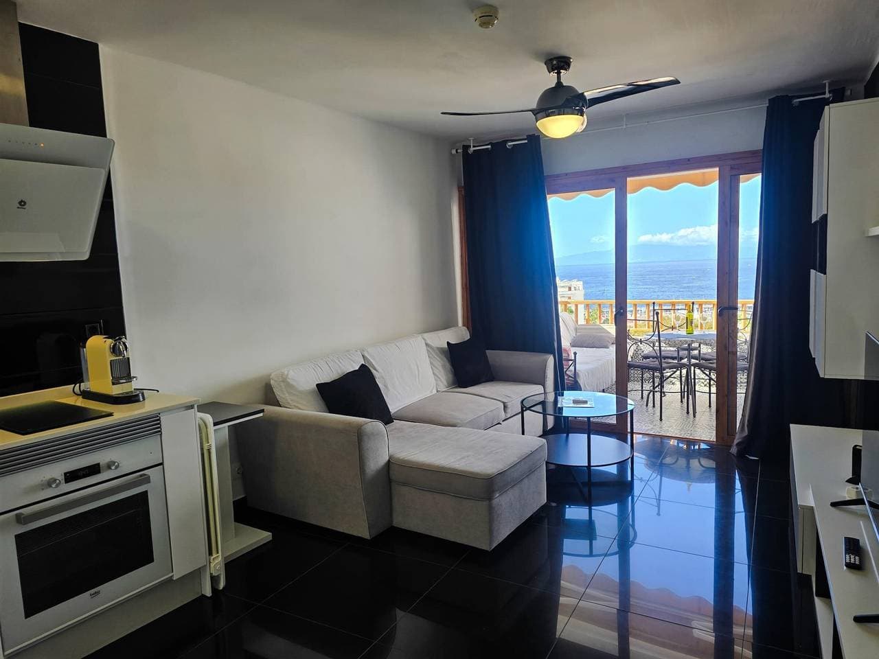 Foto 11 von 25: Moderne Wohnung mit Pool in San Eugenio, Teneriffa