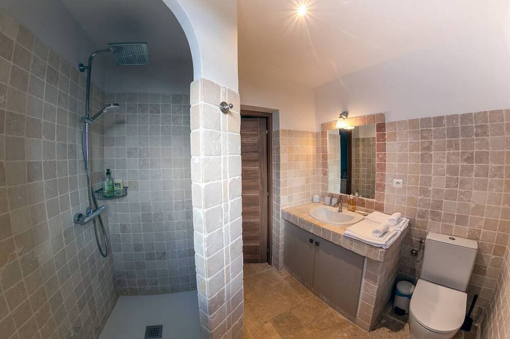 Foto 7 von 30: Apartment-Exklusiv-Meerblick-Ensuite mit Bad-Studio + chambre