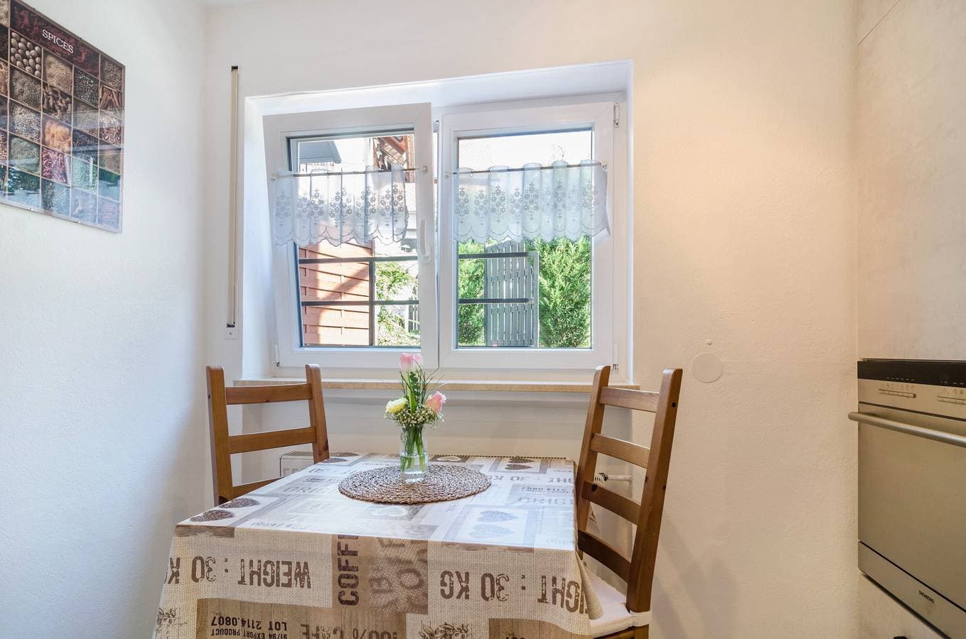 Foto 10 von 22: Gemütliche Ferienwohnung Rothmund mit Terrasse