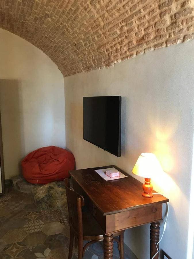Foto 4 von 21: Double Room with Private Bathroom