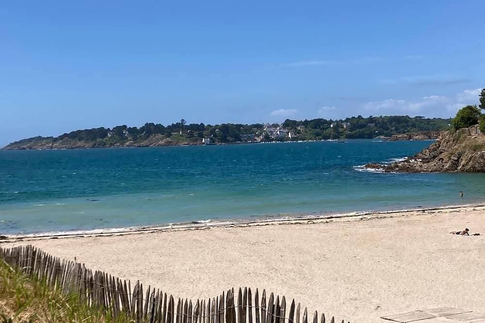 Access To Kerfany Les Pins Castel Beach Apartment Starting At 80€ Per Night 1