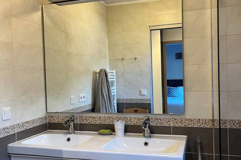 Foto 11 von 30: Impressive Chalet - Sleeps 7