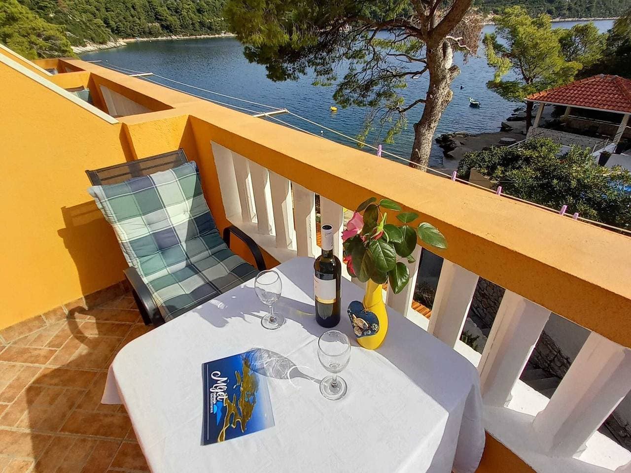 Foto 12 von 14: Apartments Vinko Mljet- One-Bedroom Apartment with Terrace (A5)