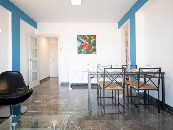 Foto 4 von 34: Ferienwohnung für 6 Personen mit Balkon