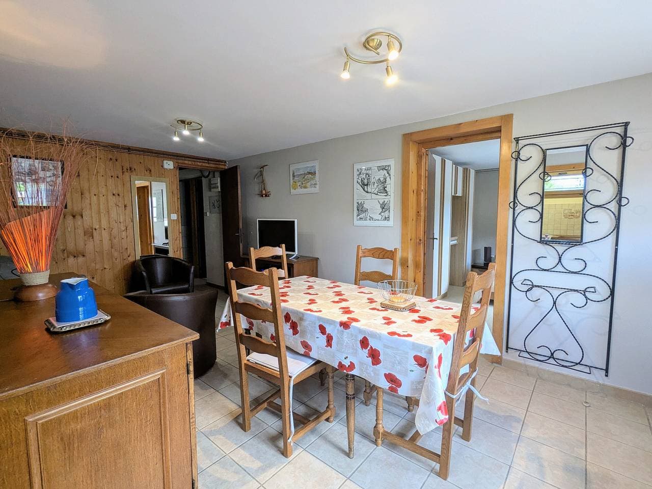 Foto 6 von 15: Gemütliches Ferienhaus in Seenähe mit Terrasse und WLAN