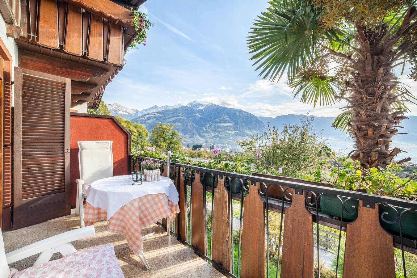 Foto 3 von 22: "Adang Ferienwohnung Etschtal" mit Bergblick, Garten und WLAN