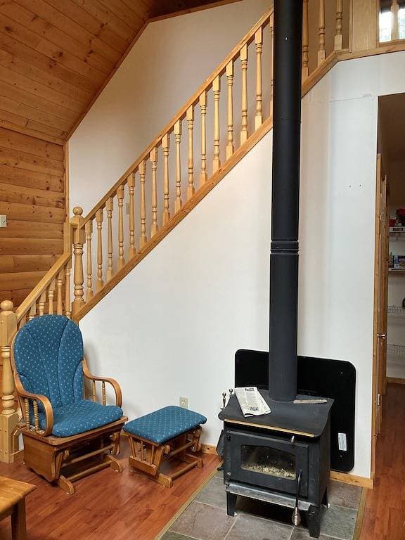 Foto 12 von 39: Homesteader Hütte im Coliseum Mountain Resort