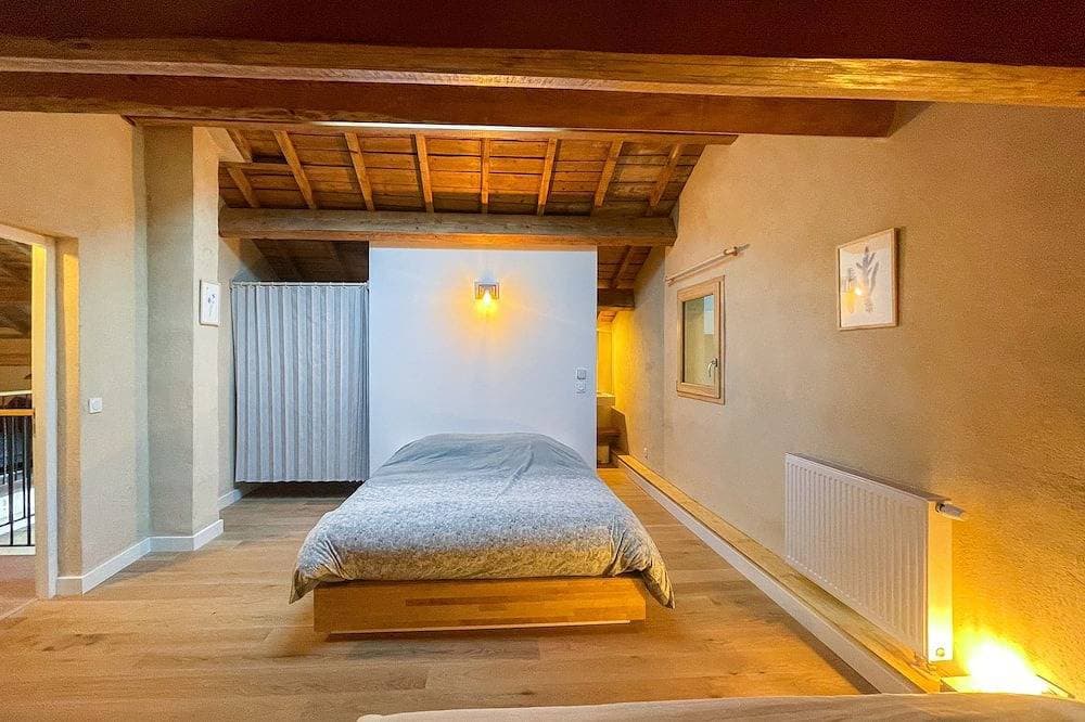 Foto 3 von 30: Comfortable forest house: 6 bedrooms + 1 dormitory 5 bathrooms in the heart of Ardèche verte