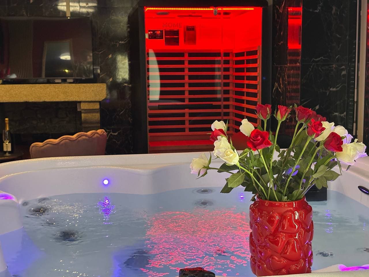Le Cocon secret - Sauna - Jacuzzi 1