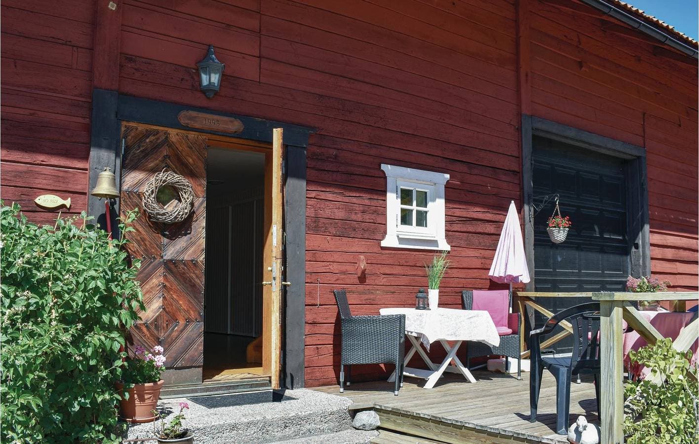 Foto 2 von 18: Ferienhaus für 6 Personen mit Terrasse
