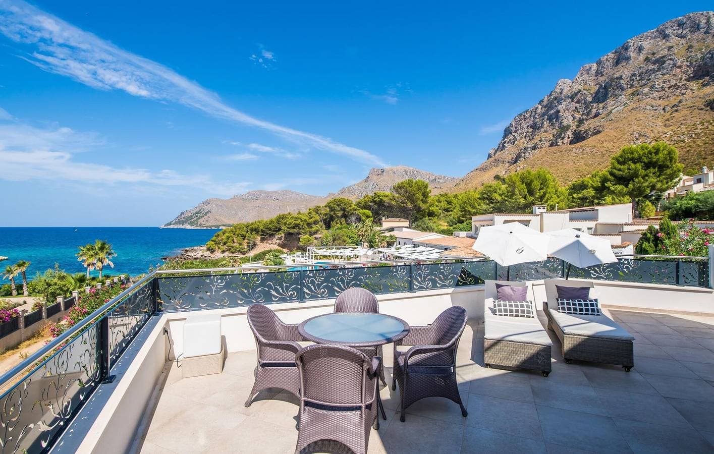 Foto 5 von 41: Rückzugsort mit Meerblick und Pool: 2km zum Ca Los Camps Strand