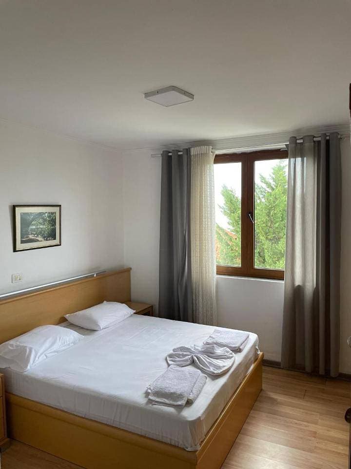 Foto 5 von 5: Family Room with Lake View