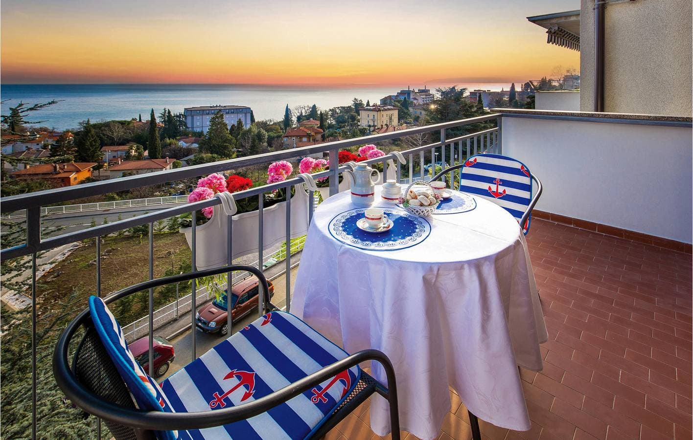 Foto 2 von 28: Gemütliches Apartment mit Meerblick, Terrasse, WLAN und Parkplatz – 300 m vom Strand entfernt