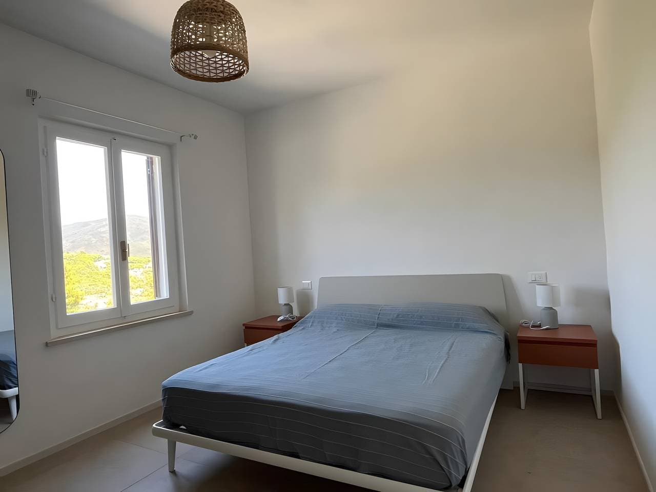 Foto 8 von 33: Apartment 'Il Casalino - Bilo 4' mit Bergblick, Gemeinschaftsgarten und Klimaanlage