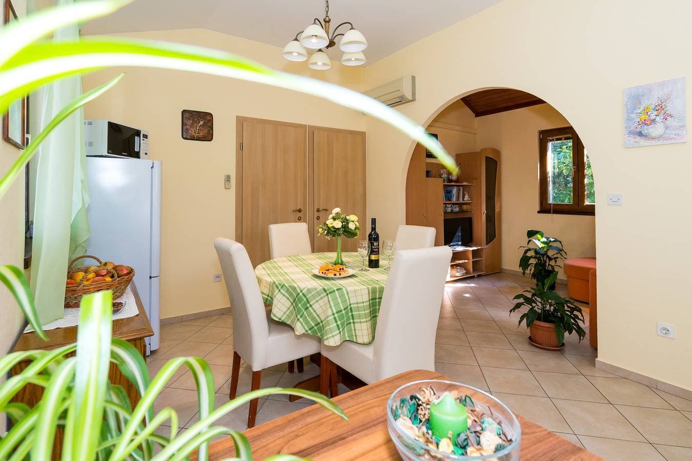 Foto 12 von 32: 2-Zimmer-Ferienwohnung mit Terrasse und Meerblick Necujam, Solta A-2090-a