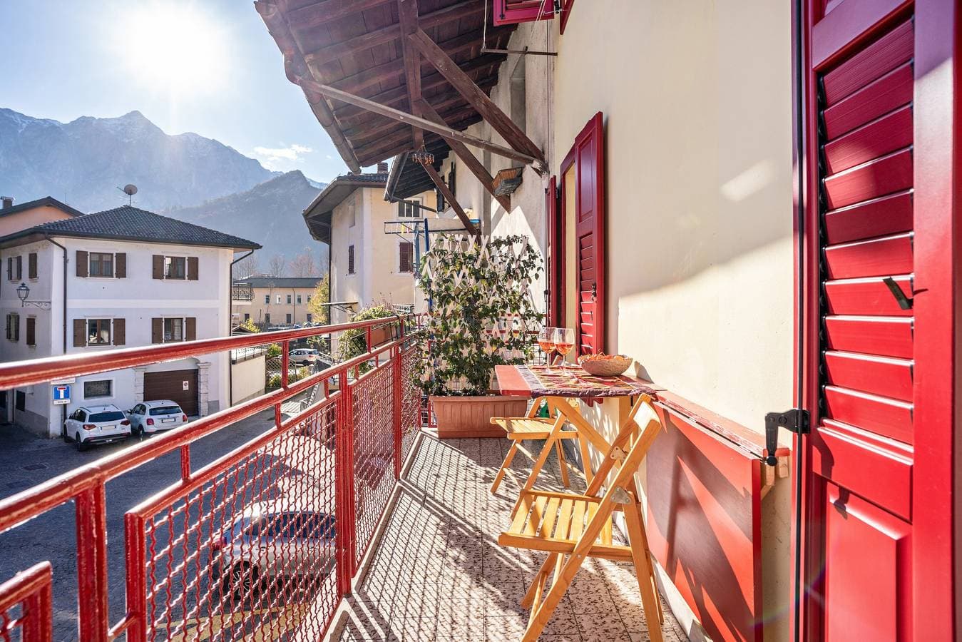Foto 5 von 35: Ferienwohnung "Balconi Rossi Borgo Valsugana" mit Bergblick, 2 Balkonen und WLAN