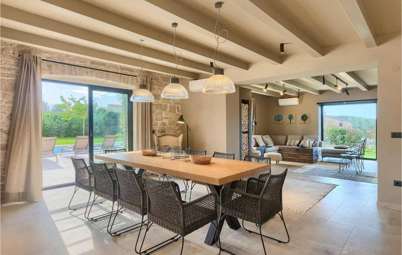 Foto 12 von 42: Five-Bedroom Holiday Home