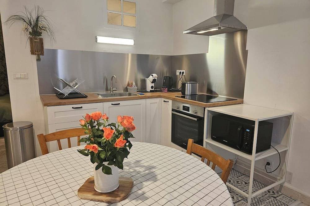 Foto 12 von 17: Apartment 40 m² near the Canal de la Robine