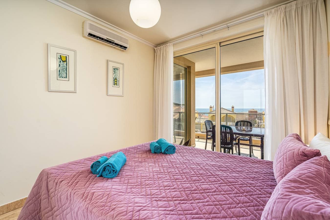 Foto 12 von 27: Ferienwohnung 'Helligkeit Komfort In Burgau' mit Meerblick, Wi-Fi und Klimaanlage