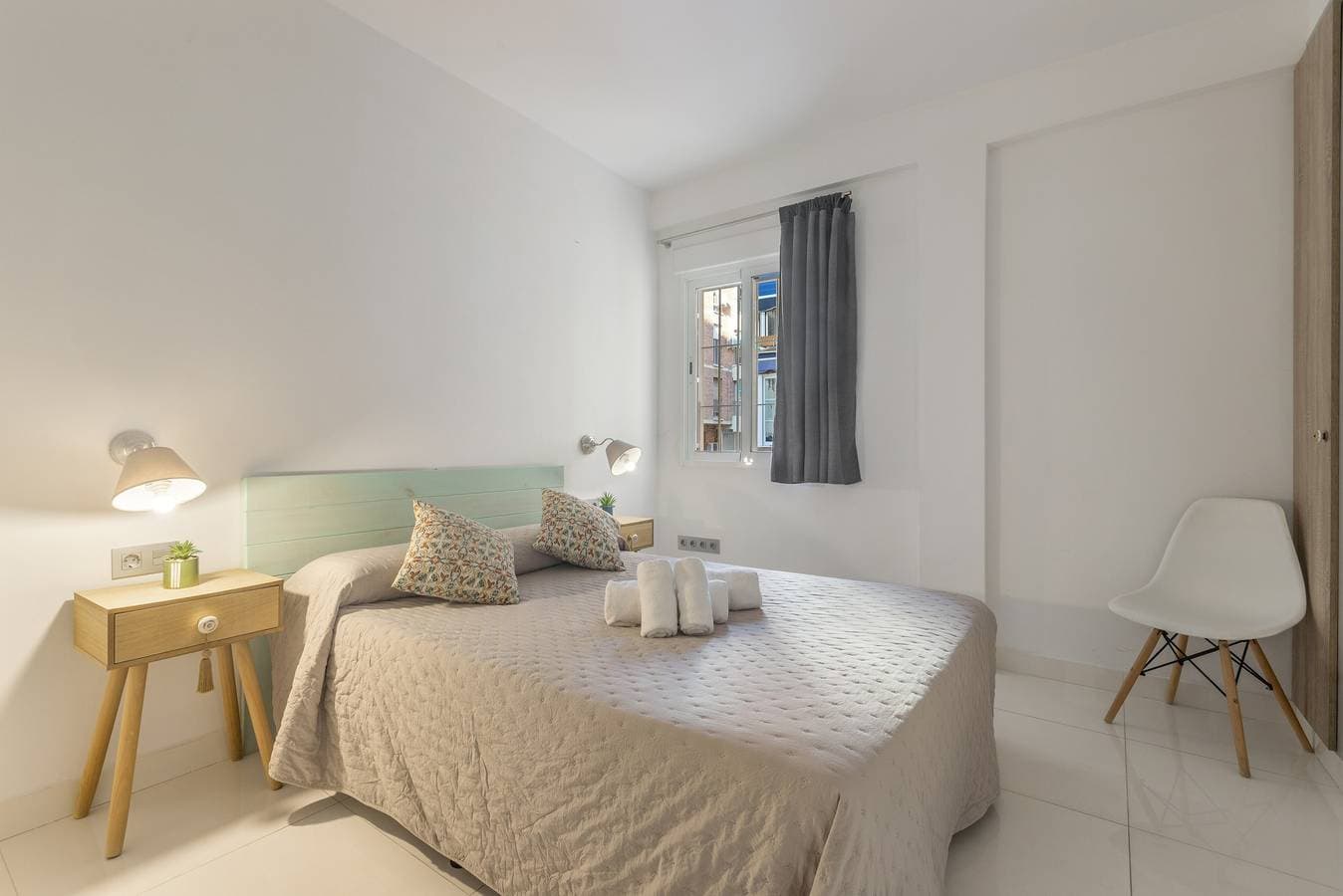 Foto 8 von 36: Apartment 'Malaga Vialia Zona Esta Ave- Zona' mit Balkon, WLAN und Klimaanlage