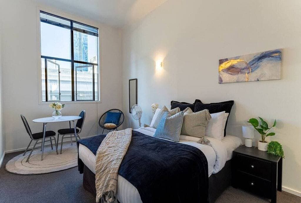Foto 8 von 27: Bright Cbd Studio -Near SkyTower w WiFi & Cityscape