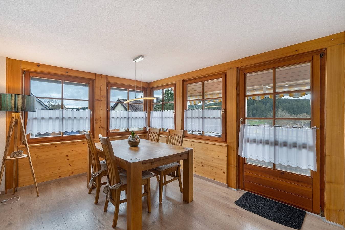 Foto 12 von 32: Ferienwohnung mit 2 Schlafzimmern mit privater Terrasse, Balkon und Garten