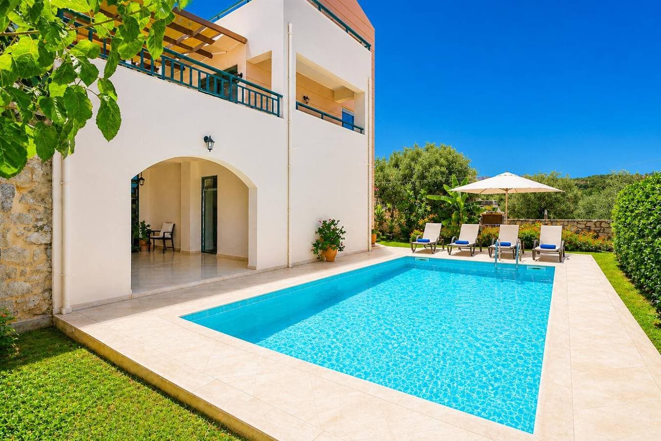 Foto 3 von 31: Villa für 7 Personen mit Balkon