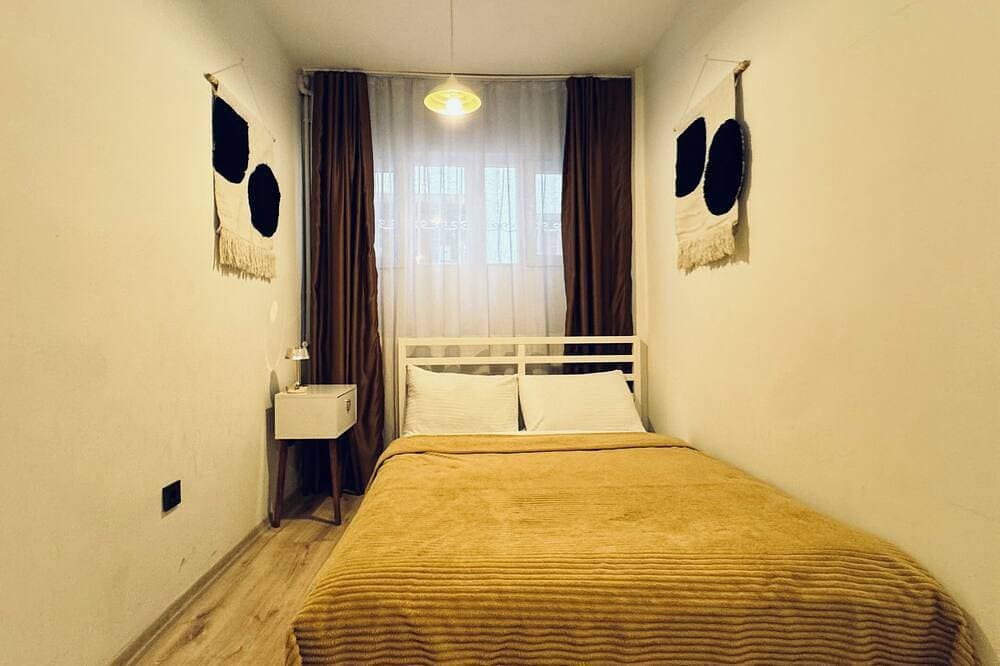 Foto 3 von 19: Bosphorus View Duplex in Central Istanbul  2Br  Sleeps 6