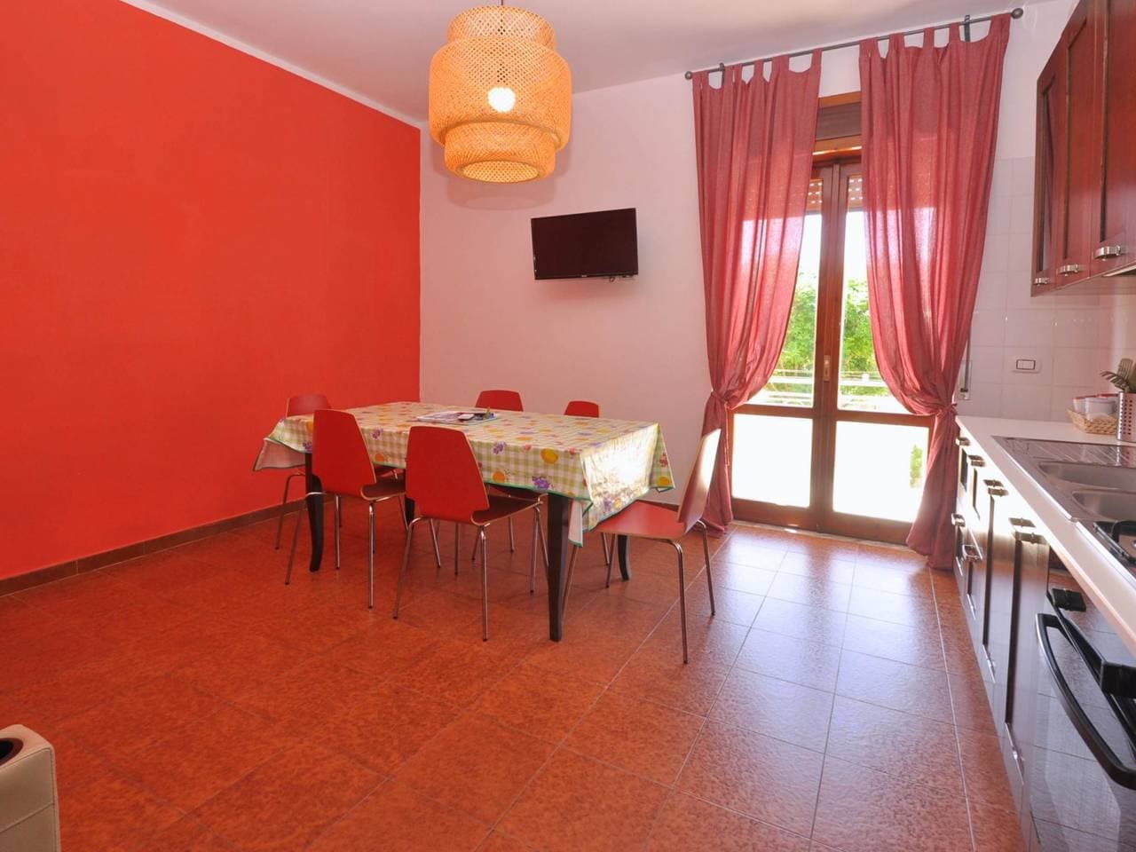 Foto 5 von 20: Ferienwohnung für 7 Personen mit Balkon