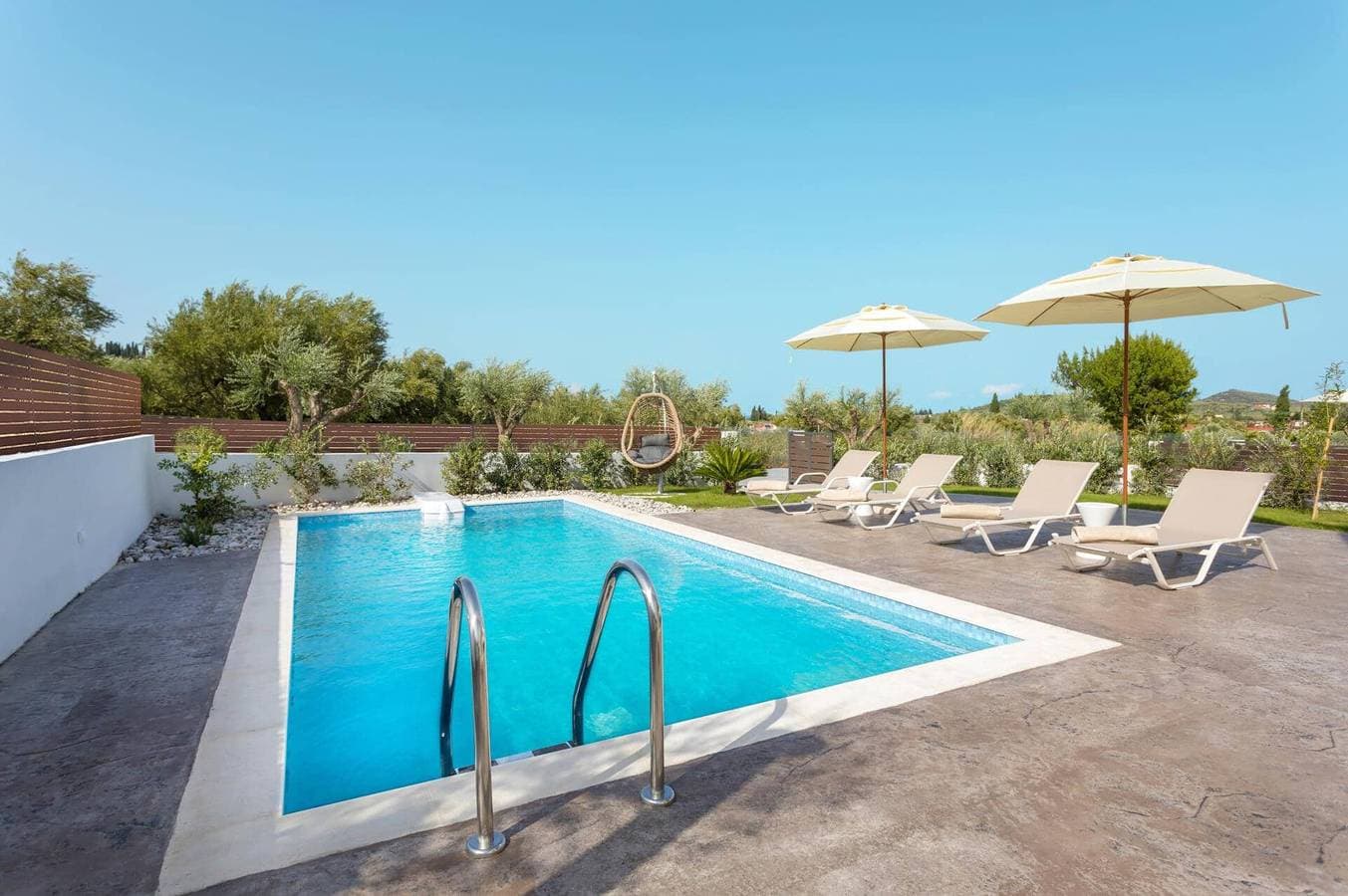 Foto 2 von 18: Villa für 4 Personen mit Garten