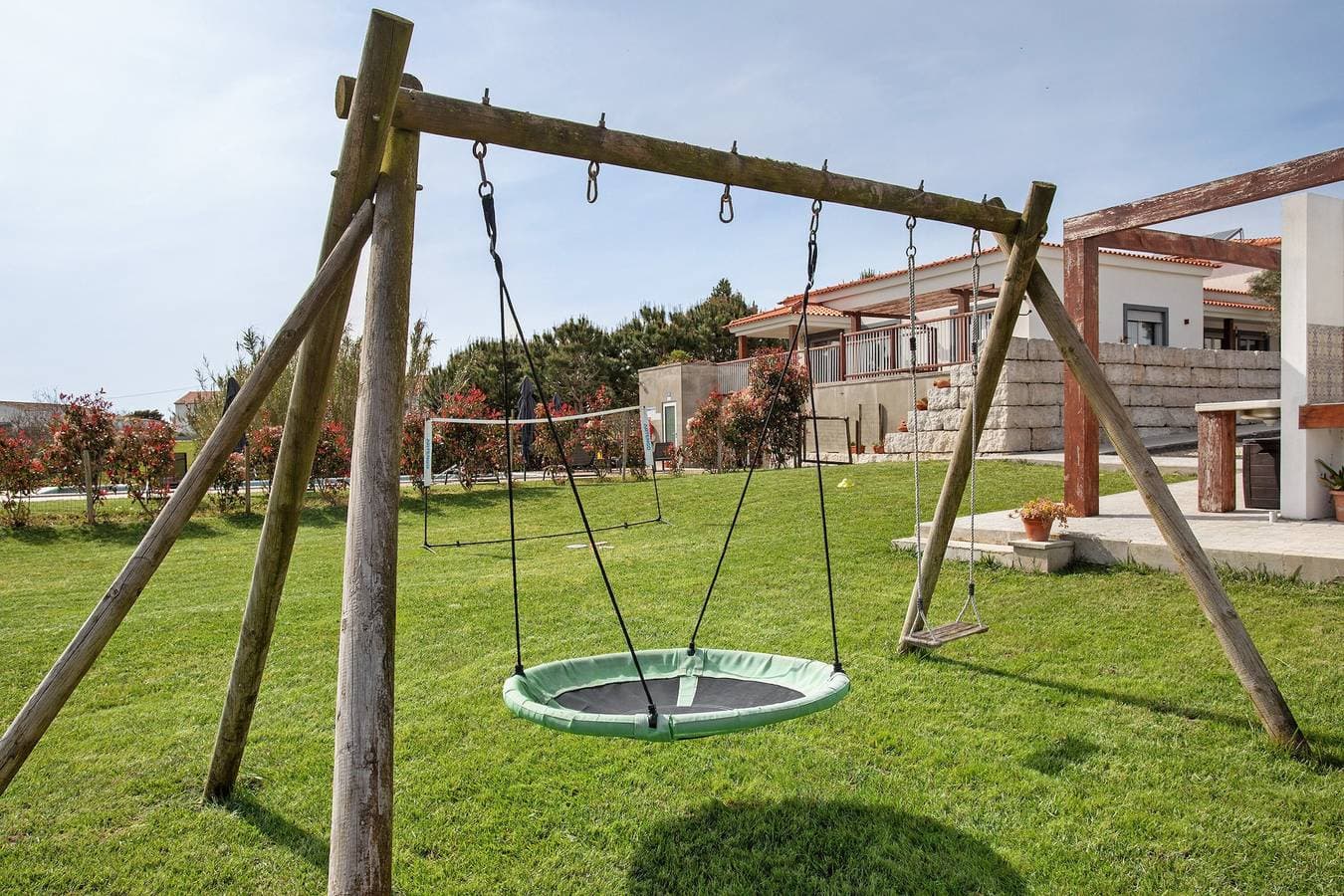 Foto 11 von 38: Zimmer 'Quinta Dos Raposos - Suite Água' mit Gemeinschaftspool, Terrasse und WLAN