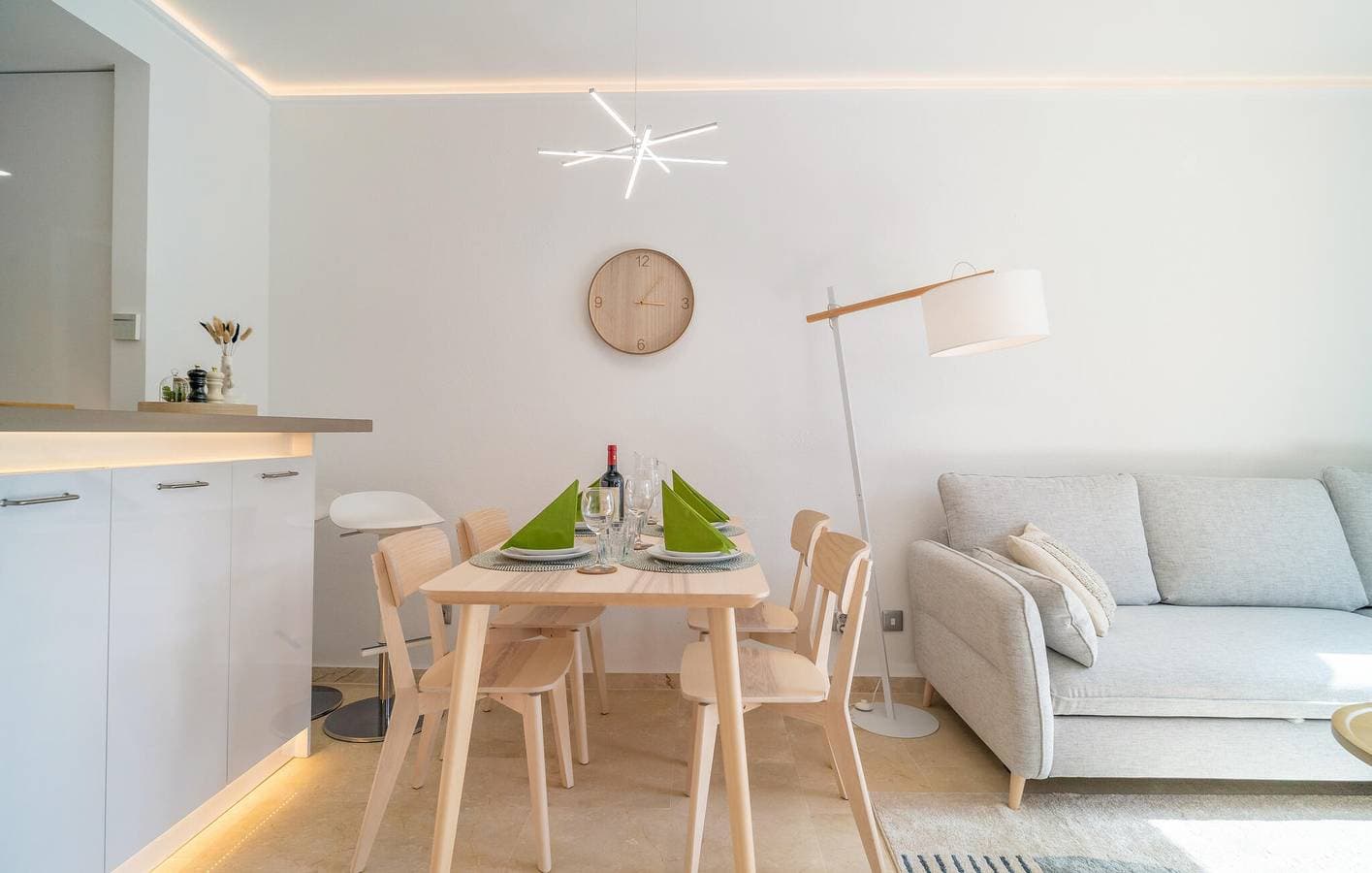 Foto 5 von 17: Apartment mit Meerblick, WiFi, AC und Parkplatz