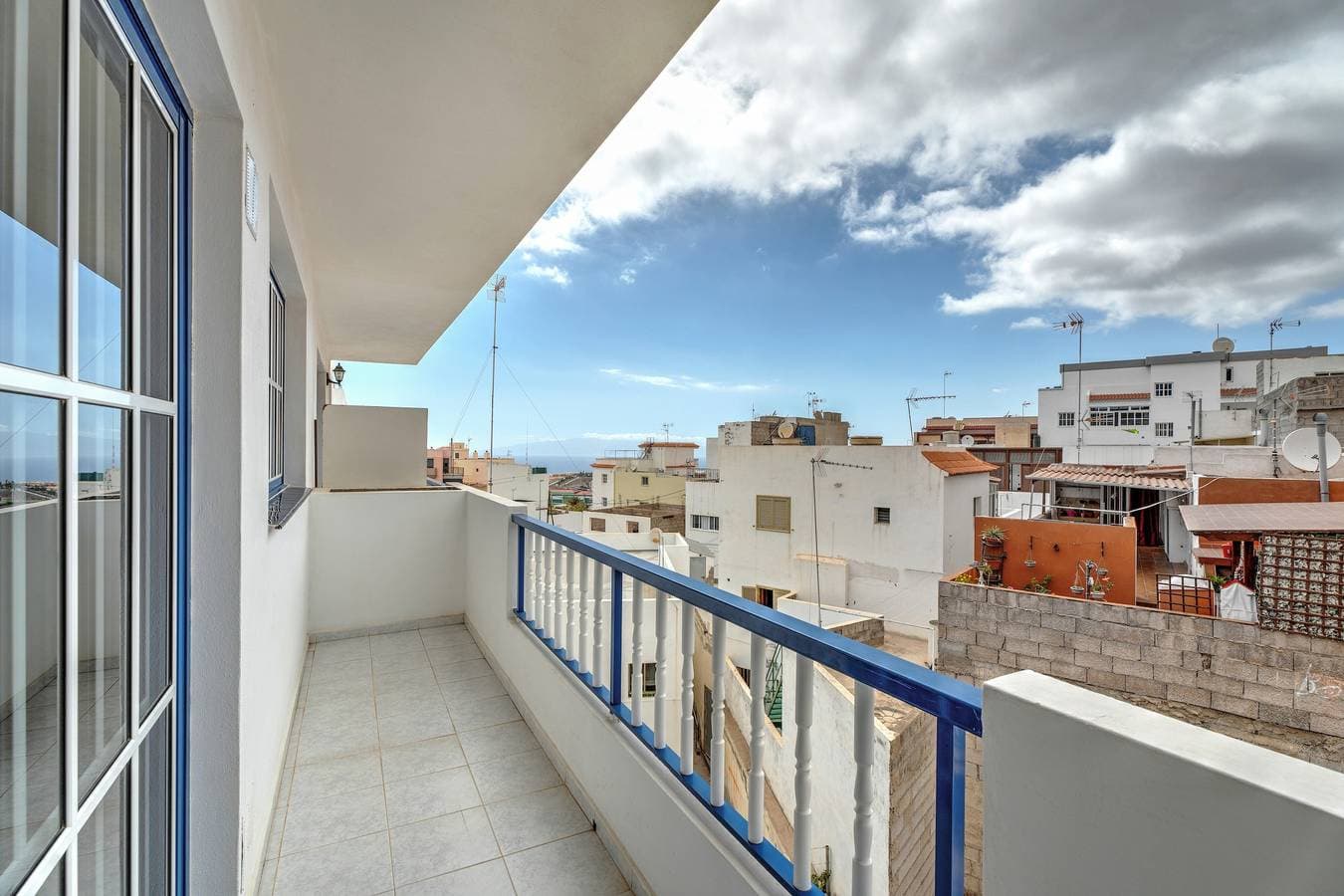 Foto 3 von 21: Ferienwohnung 'Retama' mit Meerblick, privater Terrasse und WLAN