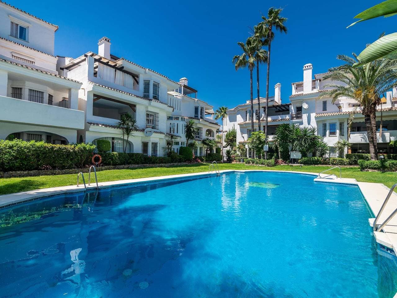 Foto 5 von 48: Top Renovated Penthouse in Sunny Los Naranjos ✔