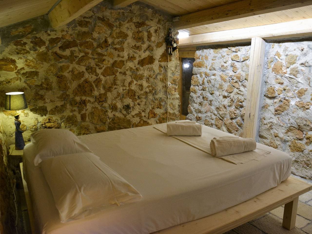 Foto 4 von 40: Mirriusa' Ferienhaus mit Jacuzzi