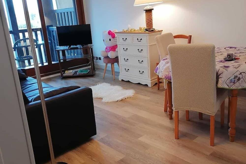 Foto 6 von 16: Zweizimmerwohnung mit Balkon, beheiztem Innenpool - 4 Personen